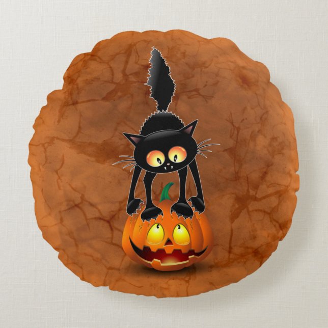 Cat Halloween Scared Cartoon on Pumpkin Round Pillow (Front)