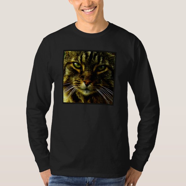 Cat Hypnotizing Look Photo T-Shirt (Front)