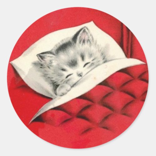 Cat in bed on Christmas Classic Round Sticker