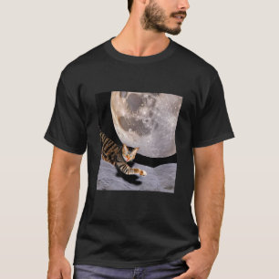 Cat In Outer Space Cute Kitten Kitty Strange Desig T-Shirt