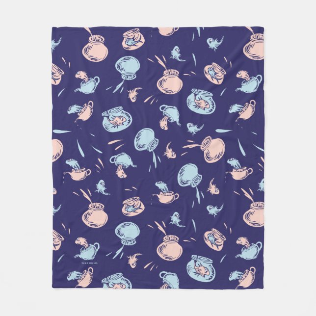 Cat In The Hat | The Fish Pattern Fleece Blanket (Front)