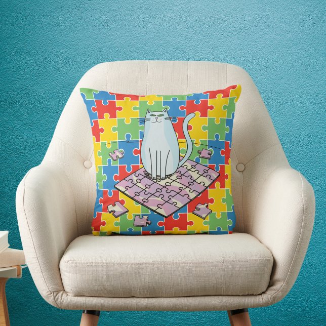 Cat loving Jigsaw Puzle Mad Throw Pillow (Creator Uploaded)