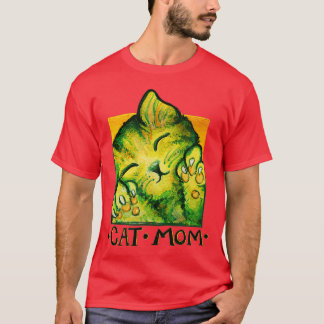 Cat Mom Cute nature kitty cats green cat T-Shirt