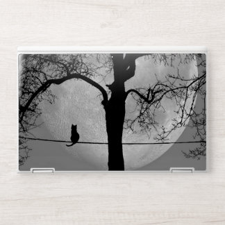 Cat on a Wire Full Moon HP Laptop Skin
