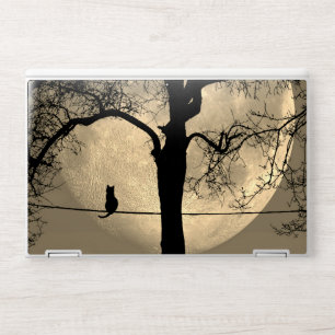 Cat on a Wire Full Moon HP Laptop Skin