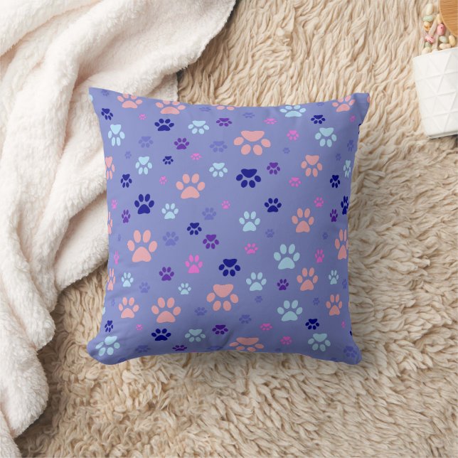 cat paw seamless pattern  throw pillow (Blanket)