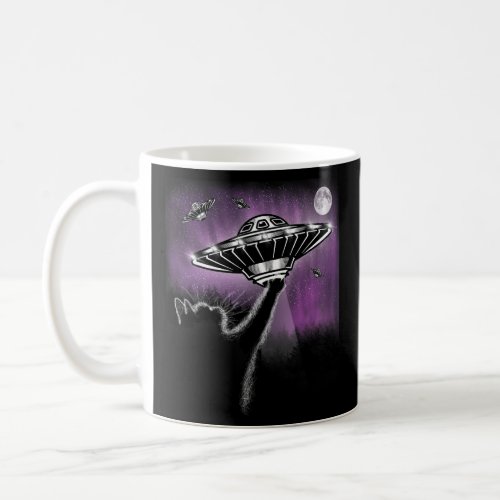 Cat Playing With UFO Space Aliens bCute Cat    Coffee Mug