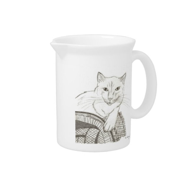 Cat Ragdoll Portrait Pitcher (Right)