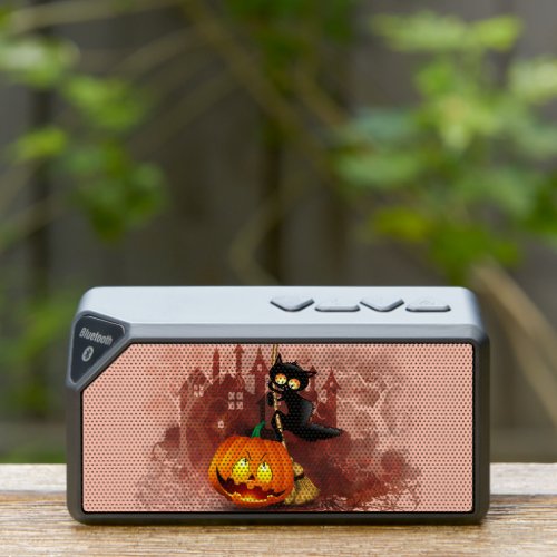 Cat Scared by Pumpkin Fun Halloween Character Bluetooth Speaker