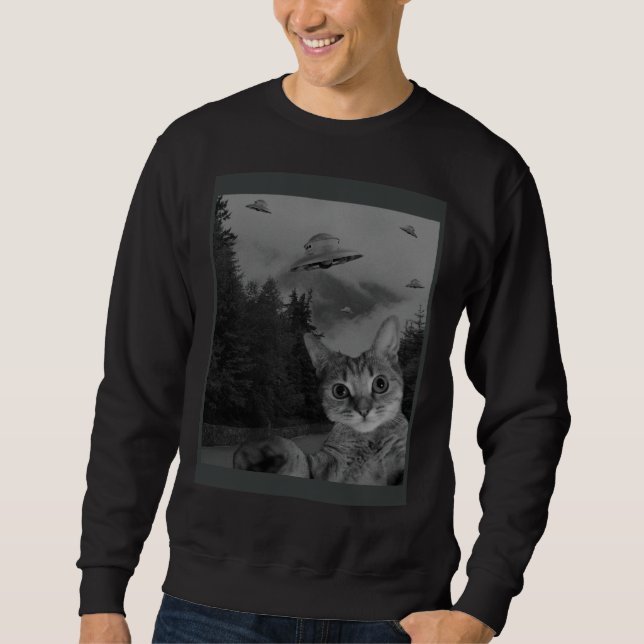 Cat Selfie UFO Sighting  Alien Conspiracy Sci Fi L Sweatshirt (Front)