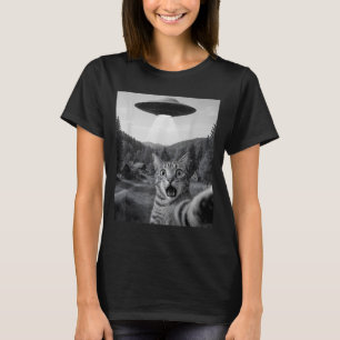 Cat Selfie With Alien Ufo Funny Cat Funny Ed Cat T-Shirt