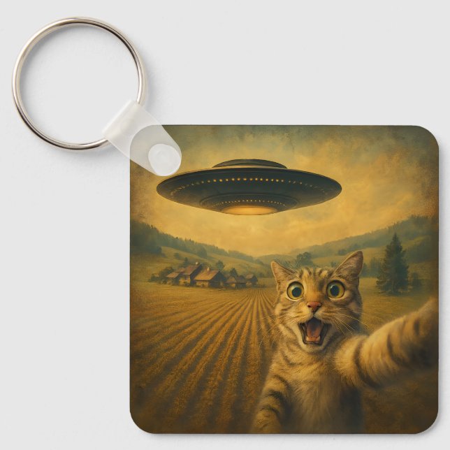 Cat Selfie With Alien UFO Funny Cat Gifts Keychain (Front)