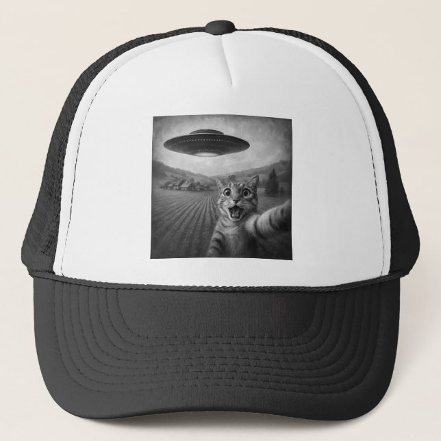 Cat Selfie With Alien UFO Funny Cat Gifts Trucker Hat (Front)