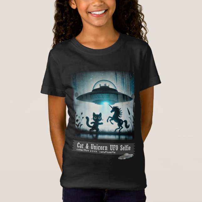 Cat & Unicorn UFO Selfie: Alien Ship (kids) #04 T-Shirt (Front)