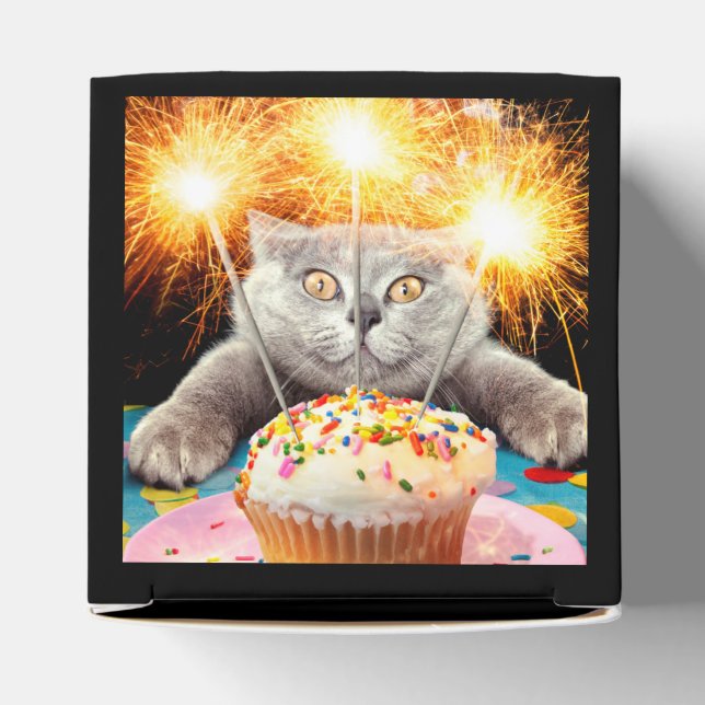 Cat With Sparkler Cupcake Favor Boxes (Top)