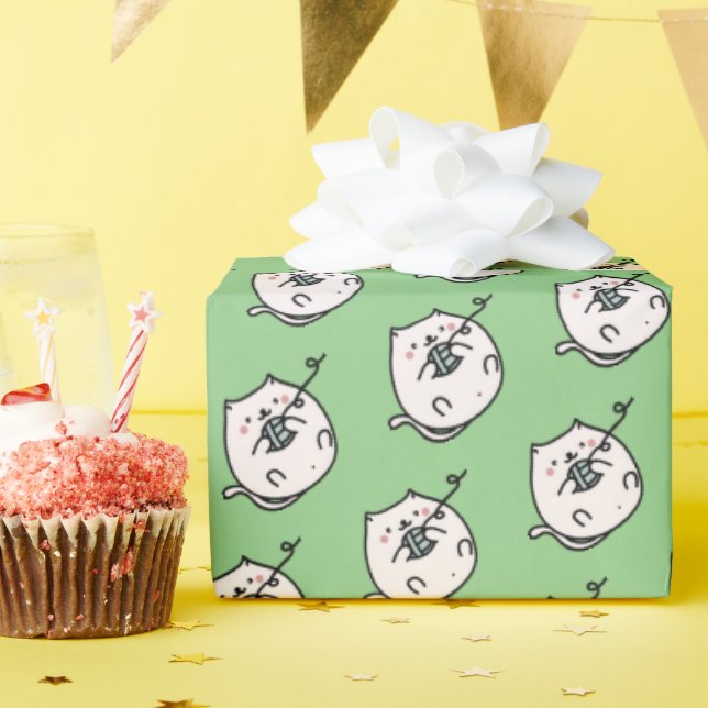 Cat with Yarn Gift Wrapping Paper Knitting (Birthday Party)