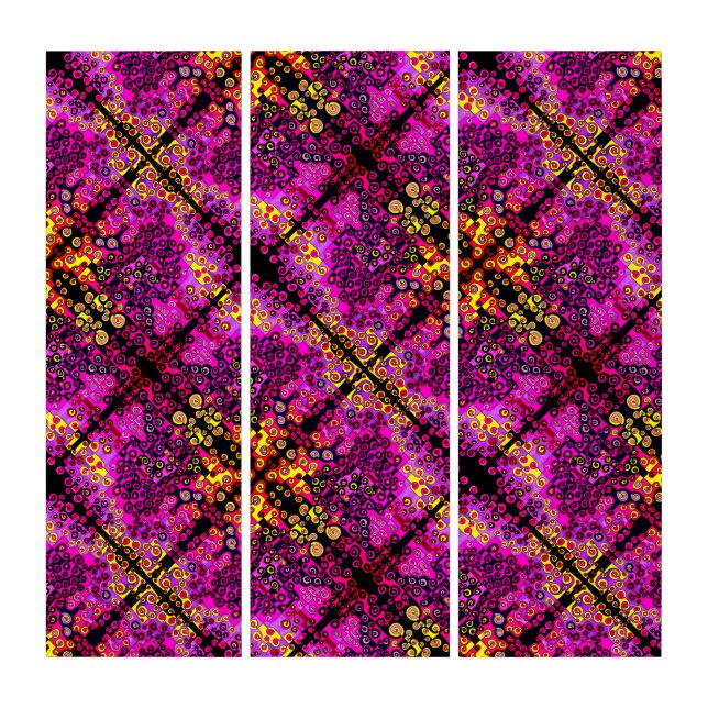 Catch me if you can Pinky! Rainbow maze  Triptych (Front)