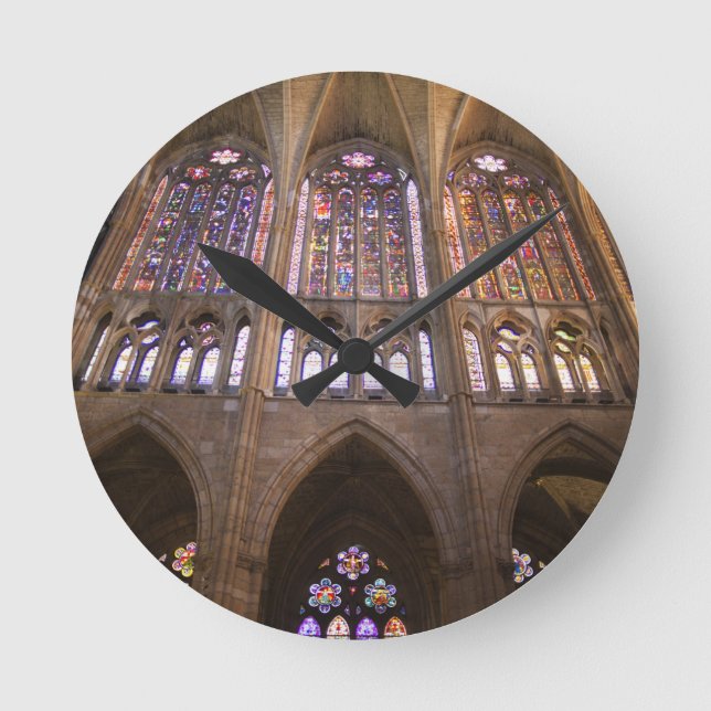 Catedral de Leon, interior stained glass windows Round Clock (Front)