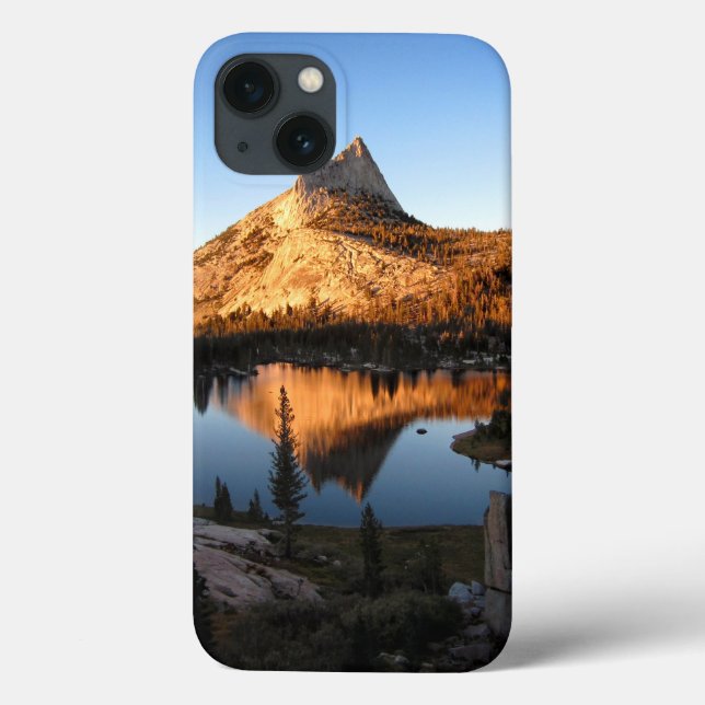 Cathedral Peak Sunset - John Muir Trail - Yosemite Case-Mate iPhone Case (Back)