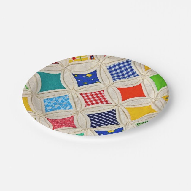 Cathedral Window Quilt Paper Plates (Angled)
