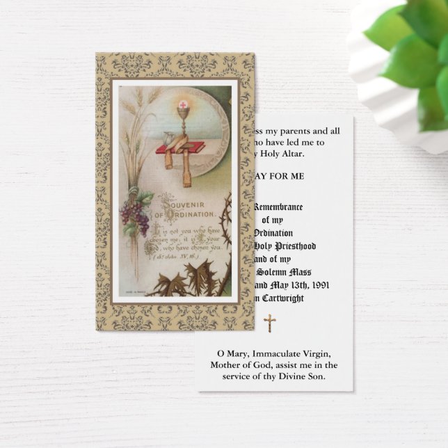 CATHOLIC PRIEST ORDINATION  ANNIVERSARY HOLY CARDS (Desk)