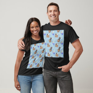 Cats in box and milk drops on blue T-Shirt