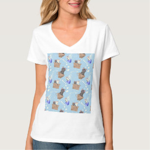 Cats in box and milk drops on blue T-Shirt