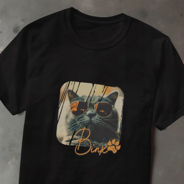 Cat's Modern Simple Cool Grunge Name and Photo T-Shirt (Creator Uploaded)