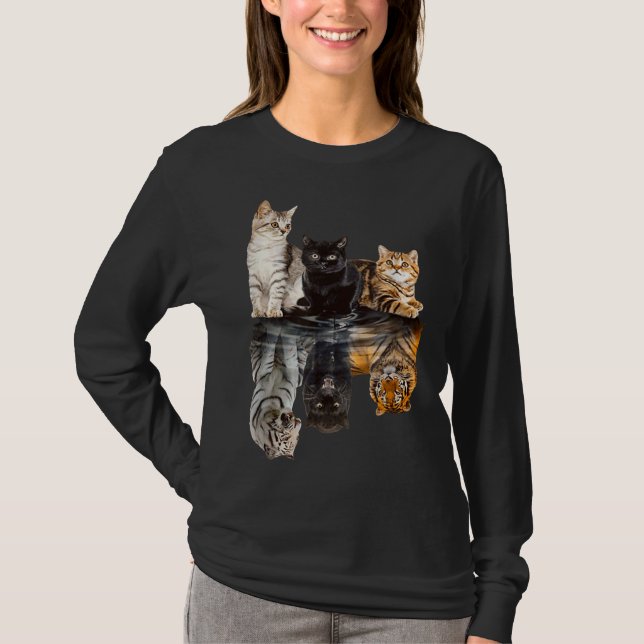 Cats Reflection Mirror Tiger Mom Mother Day Love T-Shirt (Front)
