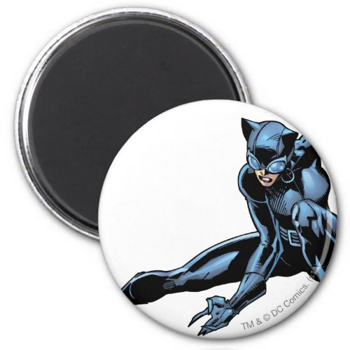 Catwoman crouches magnet