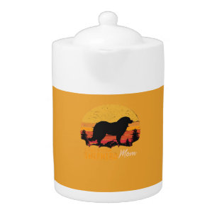 Caucasian Shepherd Dog Mom Vintage Retro Classic T Teapot