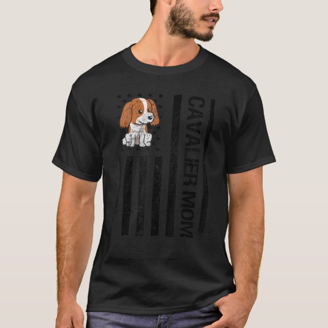 Cavalier Mom USA Flag Cavalier King Charles Spanie T-Shirt (Front)