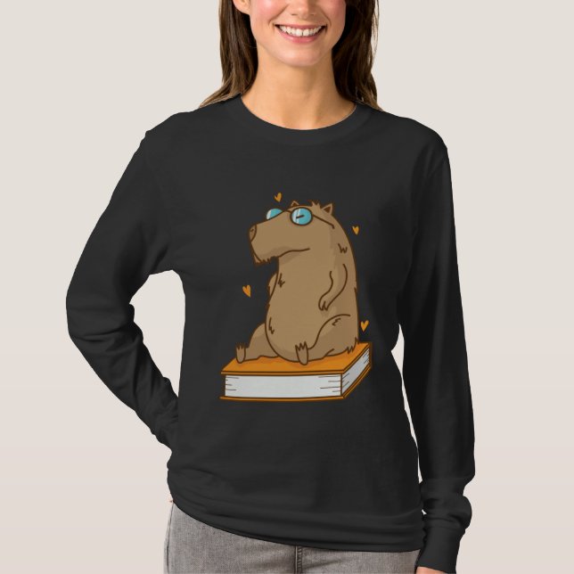 Caviidae Guinea Pig loves reading Books T-Shirt (Front)