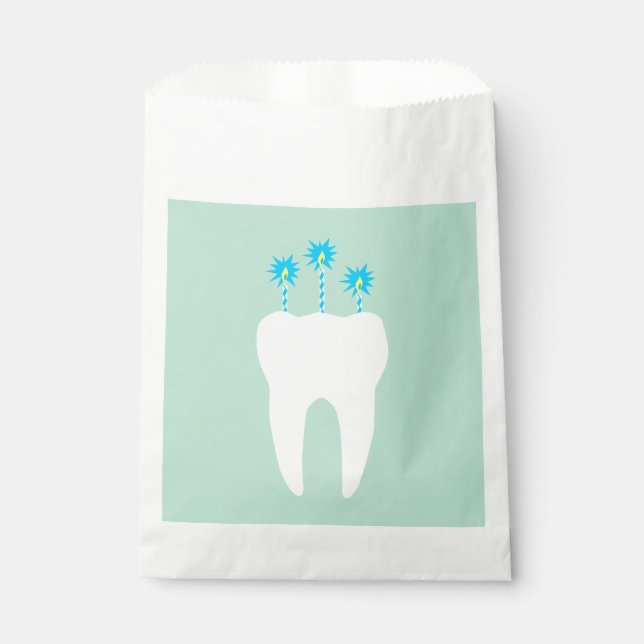 Celebration Tooth with Candles Favor Bag (Front)