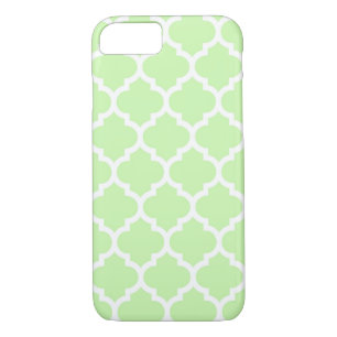 Celery Green White Moroccan Quatrefoil Pattern #5 iPhone 8/7 Case