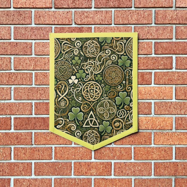 Celtic Bloom Pennant (Insitu 1)