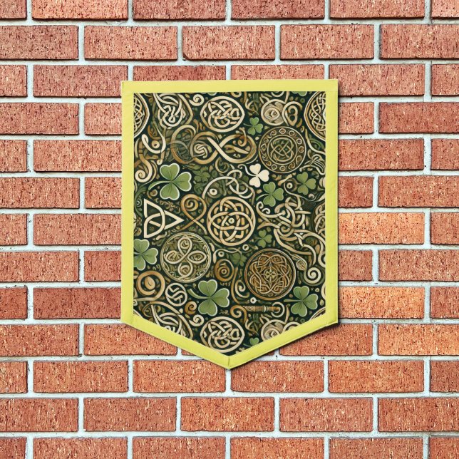 Celtic Bloom Pennant (Insitu 1)