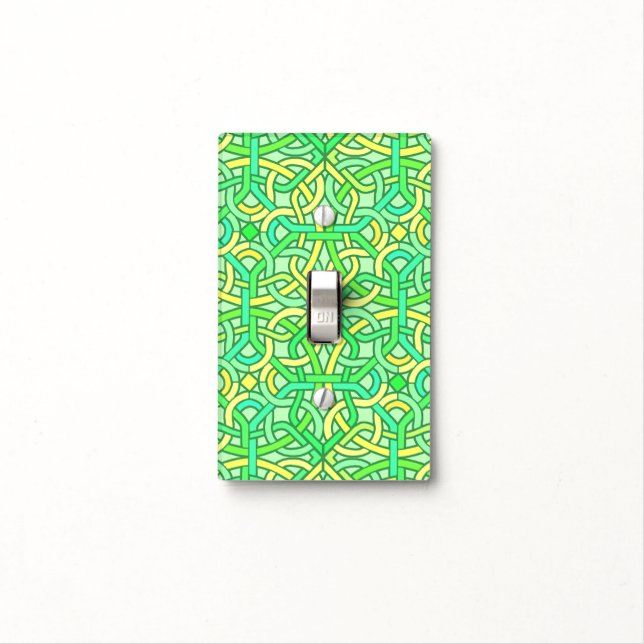 Celtic Knot Irish Braid Pattern Green Yellow Light Switch Cover (In Situ)