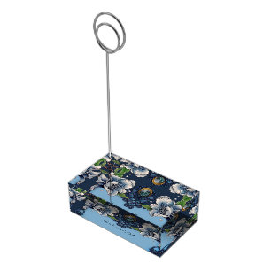 Celtic knot place card holder