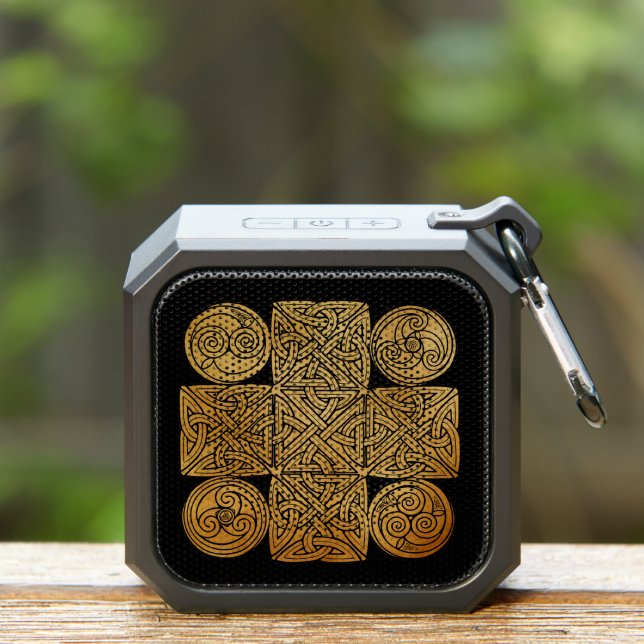 Celtic Knotwork Cross Bluetooth Speaker (Insitu(Outdoor))