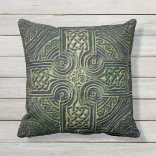 Celtic knotwork St. Patrick's Day Outdoor Pillow