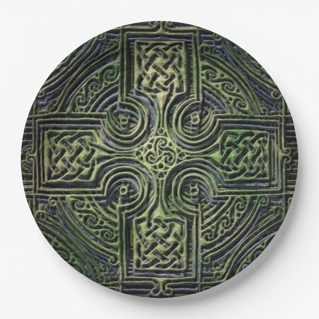 Celtic knotwork St. Patrick's Day Paper Plates (Front)