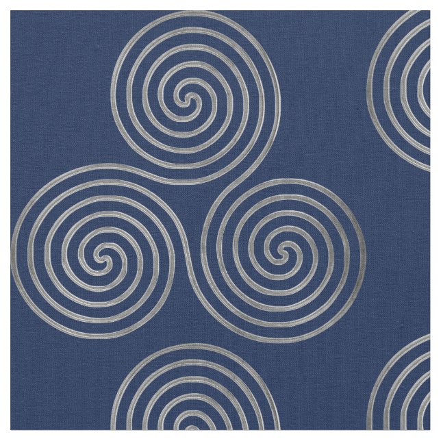 Celtic Triple Spirale One Line Silver Fabric (Close Up)