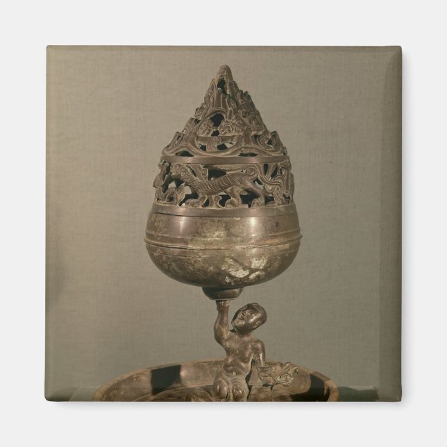Censer in the shape of 'po-shan-lu' magnet (Front)