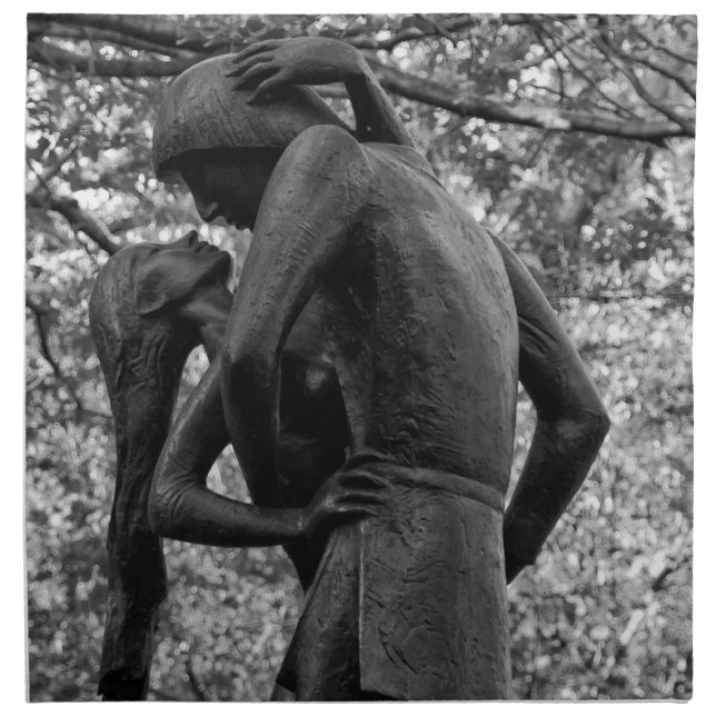 Central Park Autumn: Romeo & Juliet Statue 01 B&W Cloth Napkin (Front)