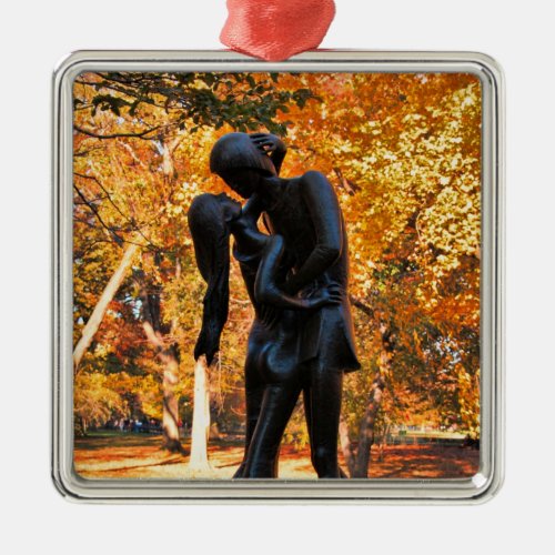 Central Park Autumn Romeo  Juliet Statue 02 Metal Ornament