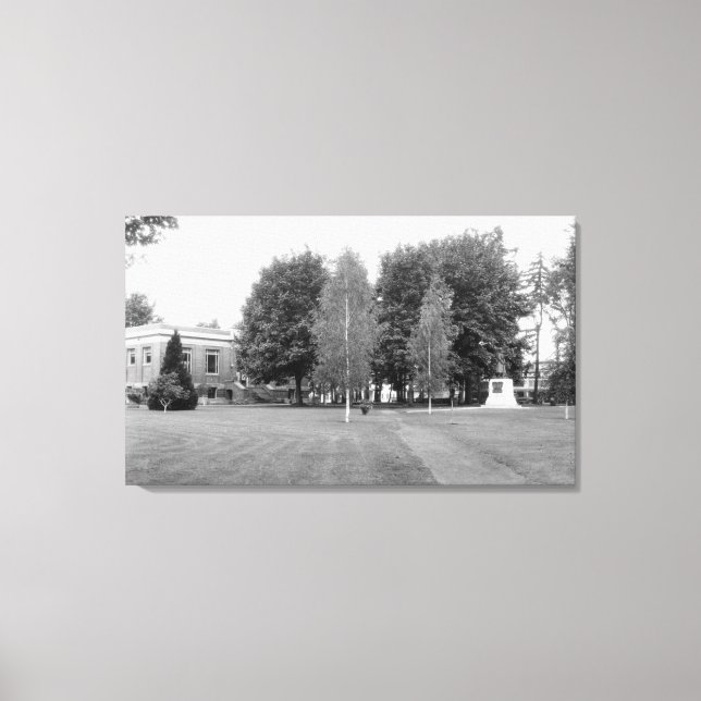 Centralia, WA Town View of City Park Photograph Canvas Print (Front)