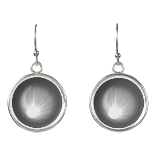 Ceramic lace Grey Earrings (Front)