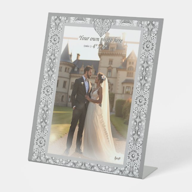 Ceramic lace grey pedestal sign (Front)