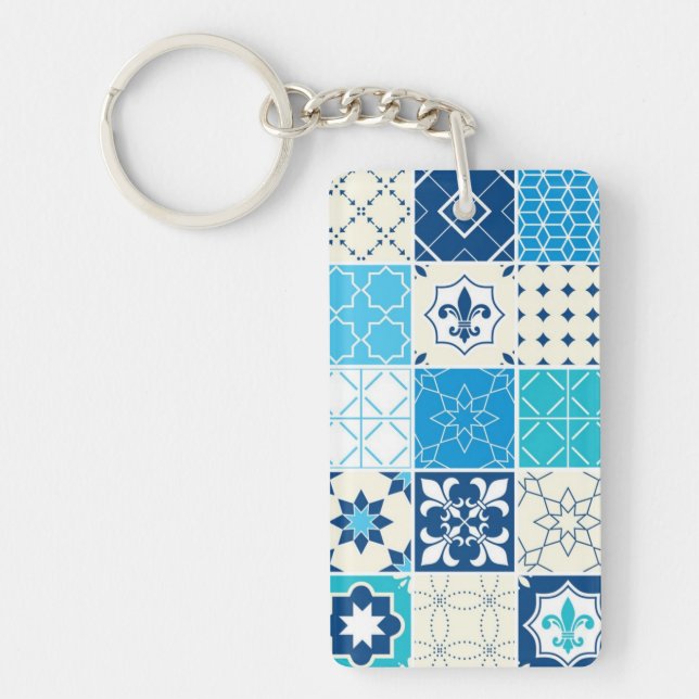 Ceramic tiles pattern keychain (Front)